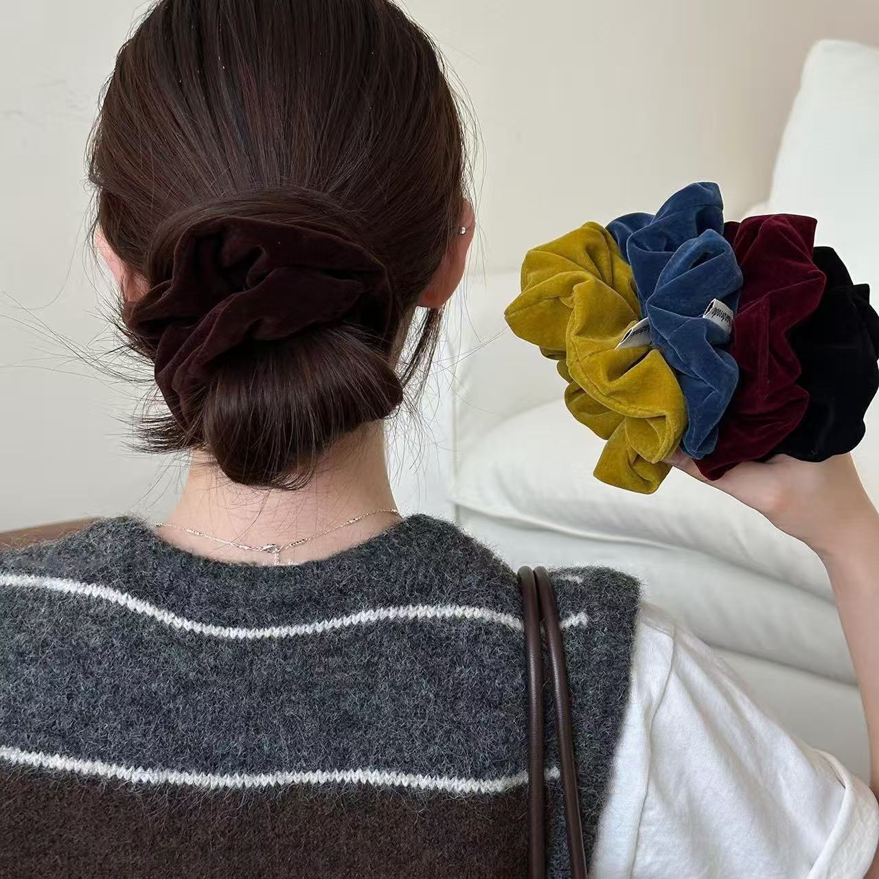 Travel Accessories Aesthetic - Coletero de terciopelo minimalista de estilo