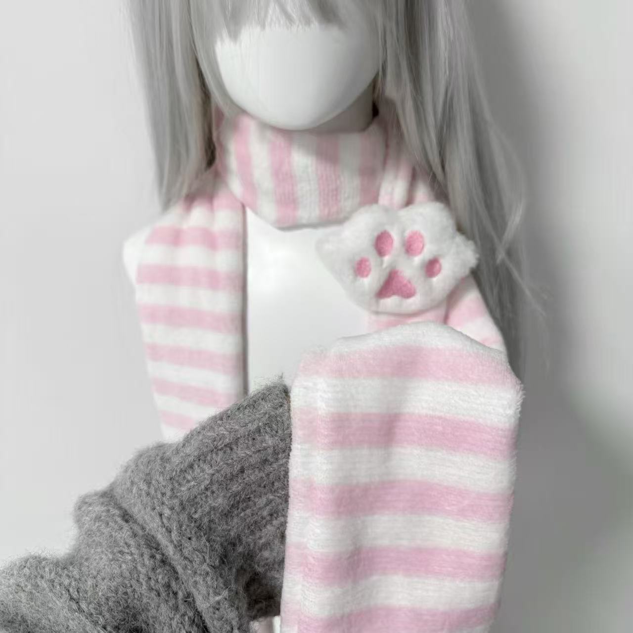 Travel Accessories Aesthetic - Bufanda Kawaii con Decoración de Pata